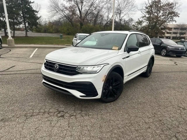 2022 Volkswagen Tiguan SE R-Line Black AWD photo