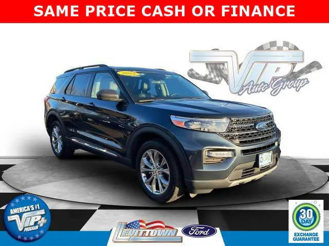 2022 Ford Explorer XLT 4WD photo