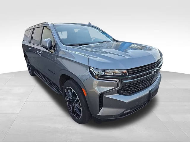 2022 Chevrolet Suburban RST 4WD photo