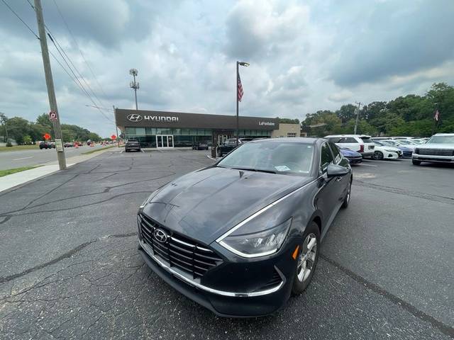 2022 Hyundai Sonata SE FWD photo