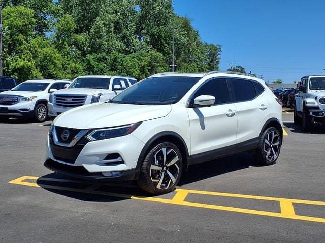 2021 Nissan Rogue Sport SL FWD photo