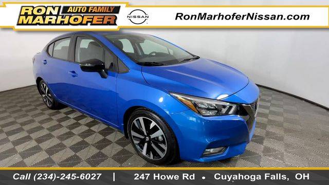 2021 Nissan Versa SR FWD photo