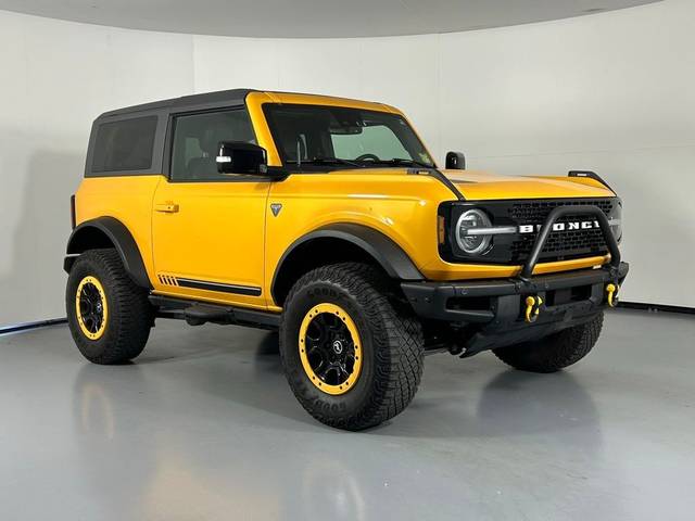 2021 Ford Bronco 2 Door First Edition 4WD photo