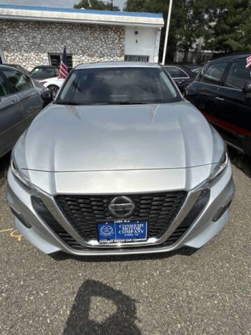 2021 Nissan Altima 2.5 SR FWD photo