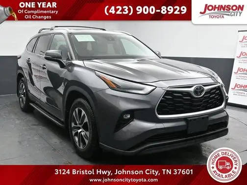 2022 Toyota Highlander XLE FWD photo