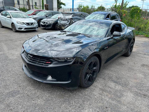2022 Chevrolet Camaro LT1 RWD photo