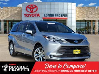 2022 Toyota Sienna Platinum FWD photo