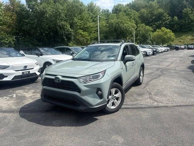 2021 Toyota RAV4 Hybrid XLE AWD photo