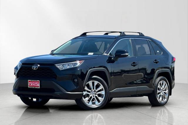 2021 Toyota RAV4 XLE Premium FWD photo
