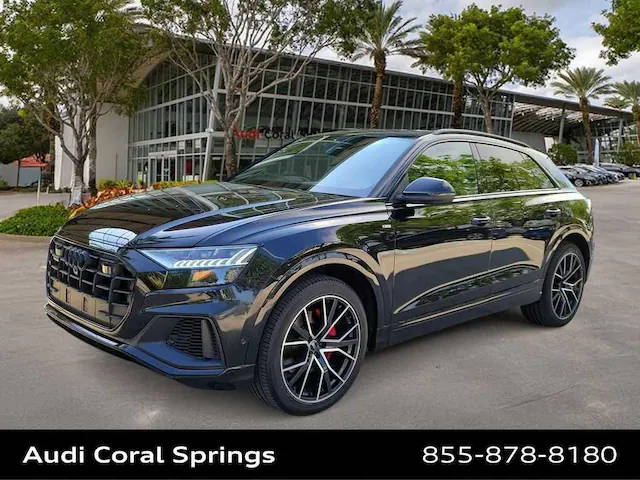 2022 Audi Q8 Prestige AWD photo