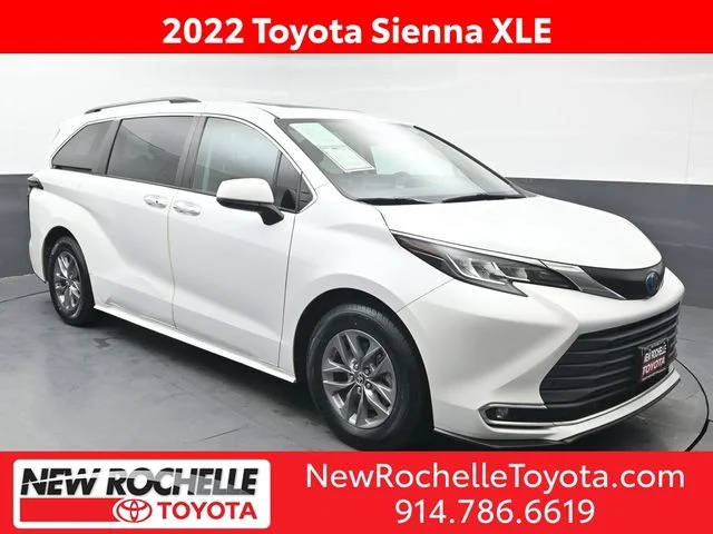 2022 Toyota Sienna XLE AWD photo