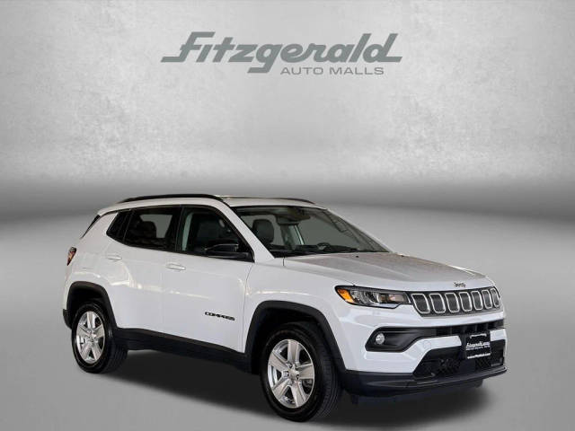 2022 Jeep Compass Latitude 4WD photo