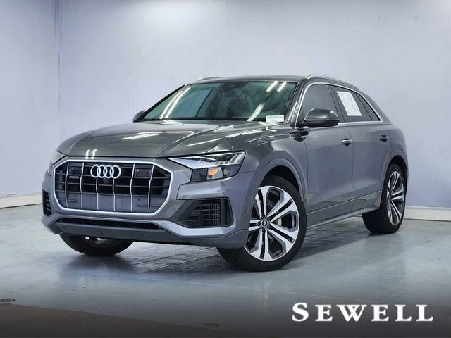 2022 Audi Q8 Prestige AWD photo