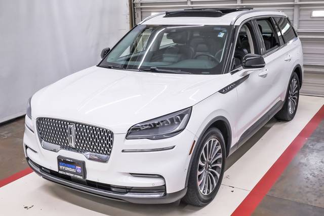 2022 Lincoln Aviator Reserve RWD photo