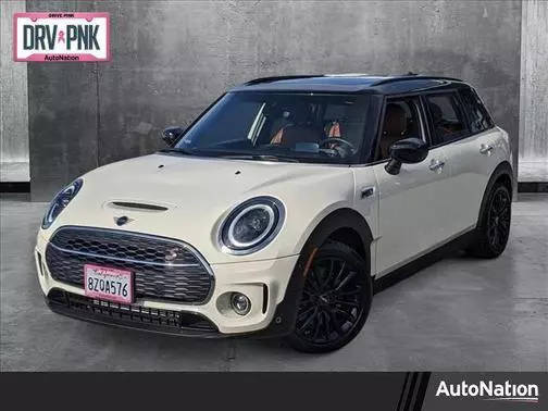 2022 MINI Cooper Clubman Cooper S FWD photo