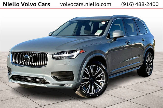 2022 Volvo XC90 Momentum FWD photo