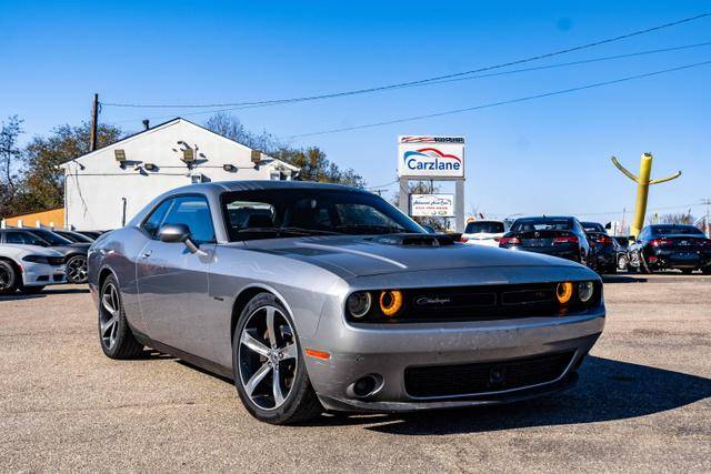 2015 Dodge Challenger R/T Plus Shaker RWD photo