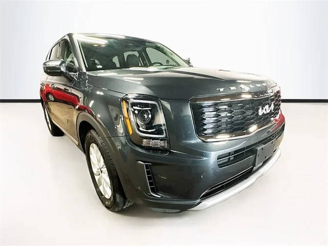 2022 Kia Telluride LX AWD photo