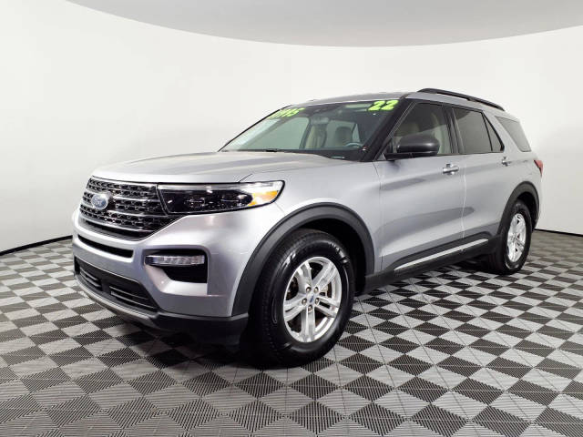 2022 Ford Explorer XLT RWD photo