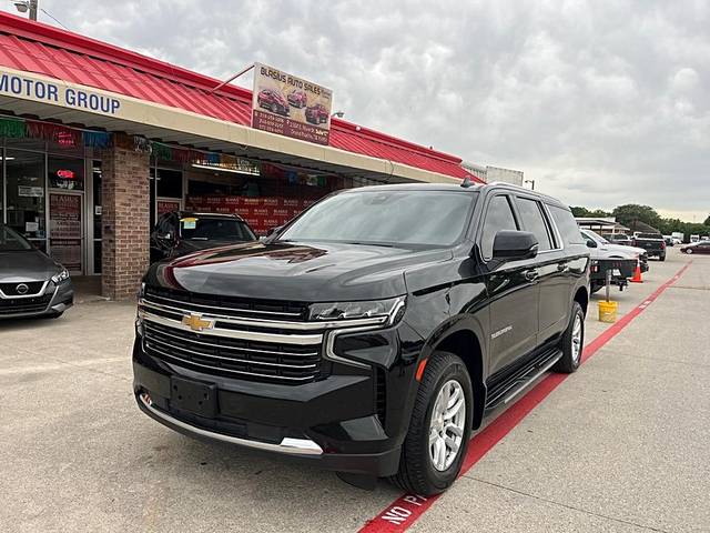 2022 Chevrolet Suburban LT RWD photo