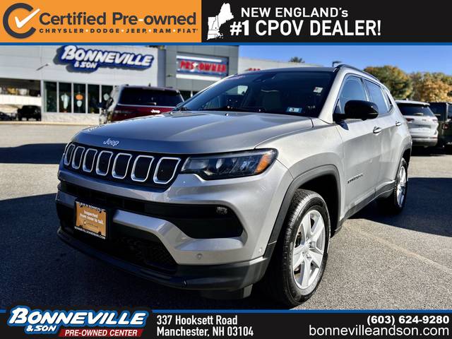 2022 Jeep Compass Latitude 4WD photo