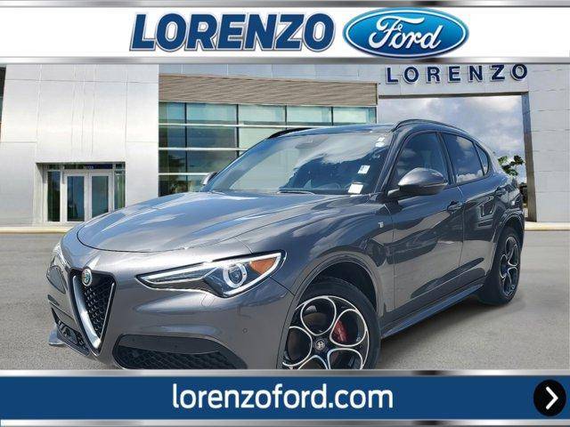 2022 Alfa Romeo Stelvio Ti AWD photo