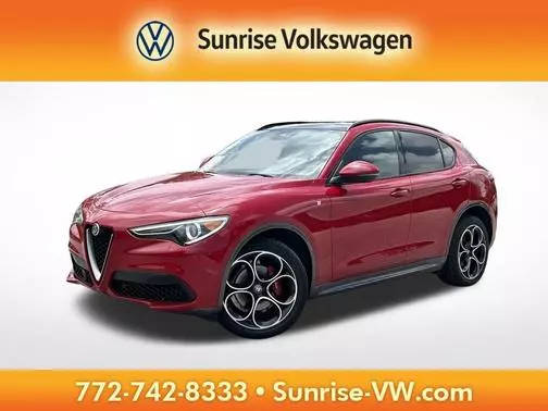 2022 Alfa Romeo Stelvio Ti AWD photo