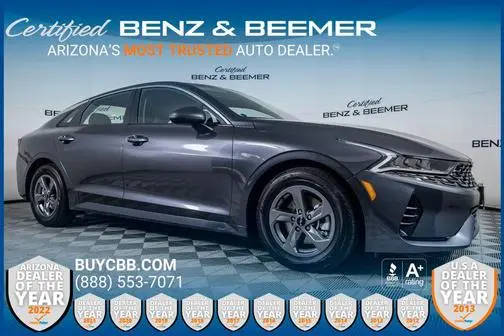 2022 Kia K5 LXS FWD photo