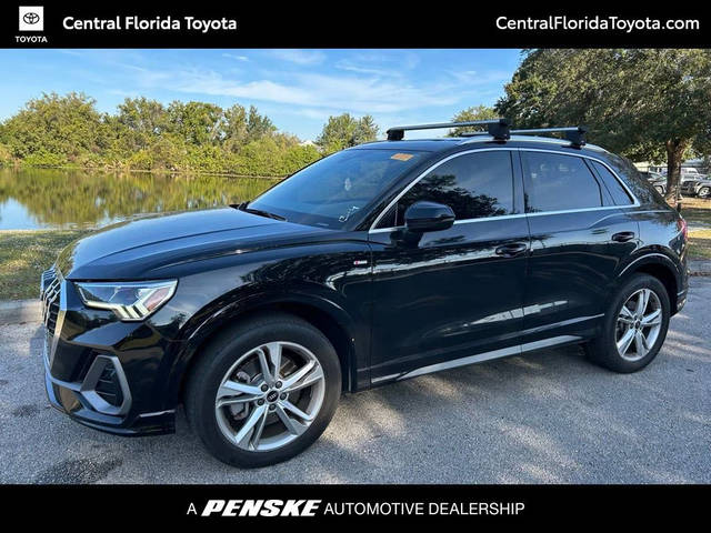 2022 Audi Q3 S line Premium Plus AWD photo
