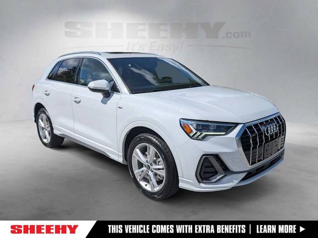 2022 Audi Q3 S line Premium Plus AWD photo
