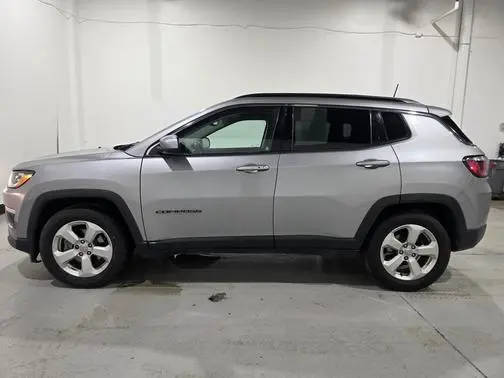 2019 Jeep Compass Latitude FWD photo