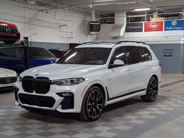 2022 BMW X7 xDrive40i AWD photo