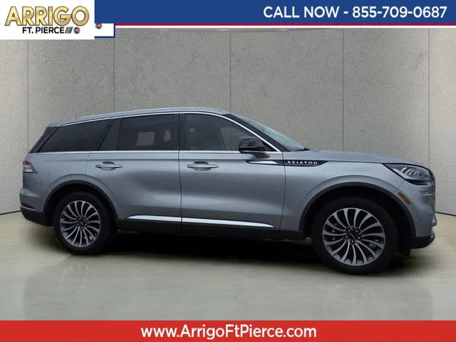 2022 Lincoln Aviator Reserve AWD photo