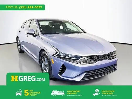 2022 Kia K5 LX FWD photo