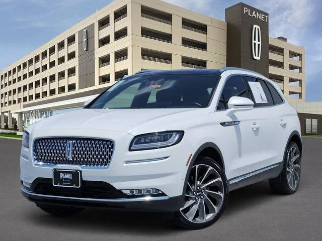 2021 Lincoln Nautilus Reserve AWD photo