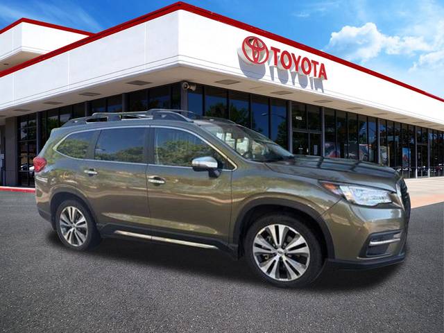 2022 Subaru Ascent Touring AWD photo