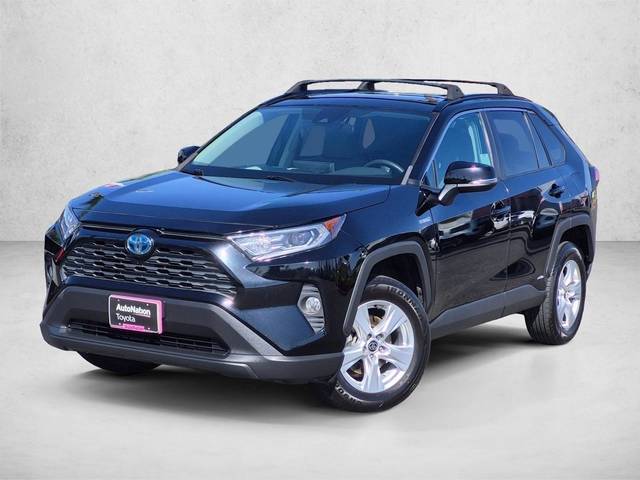 2021 Toyota RAV4 Hybrid XLE AWD photo