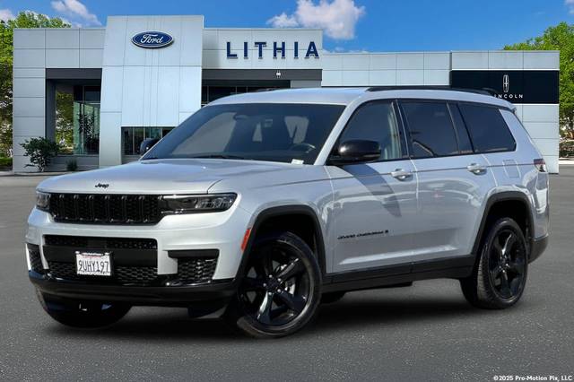 2021 Jeep Grand Cherokee L Altitude 4WD photo