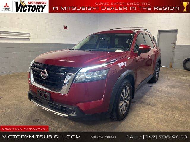 2022 Nissan Pathfinder SL 4WD photo