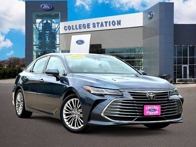 2021 Toyota Avalon Limited FWD photo