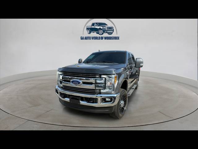 2019 Ford F-350 Super Duty LARIAT 4WD photo