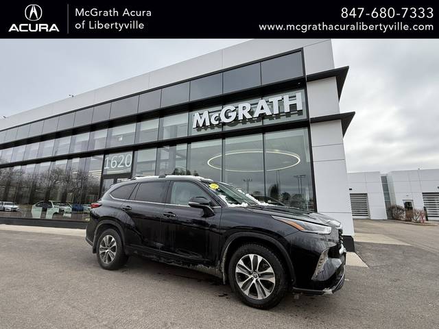 2022 Toyota Highlander XLE AWD photo