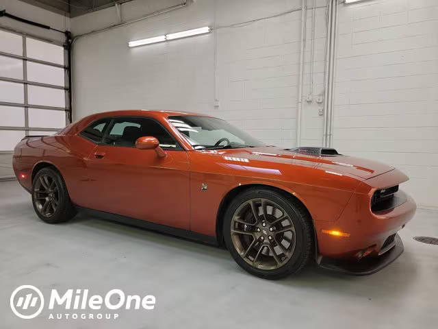 2021 Dodge Challenger R/T Scat Pack RWD photo