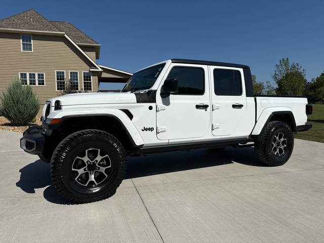 2021 Jeep Gladiator Sport S 4WD photo