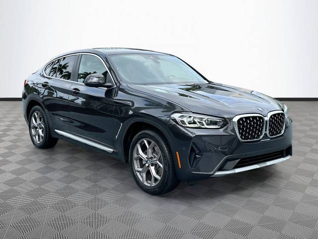 2022 BMW X4 xDrive30i AWD photo