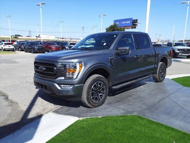 2021 Ford F-150 XLT 4WD photo