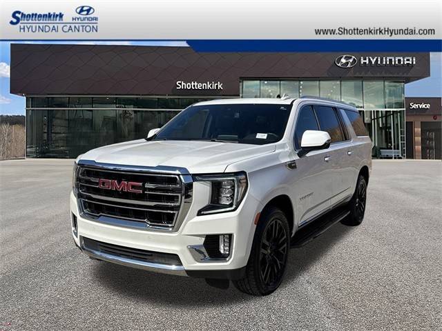 2022 GMC Yukon XL SLT 4WD photo