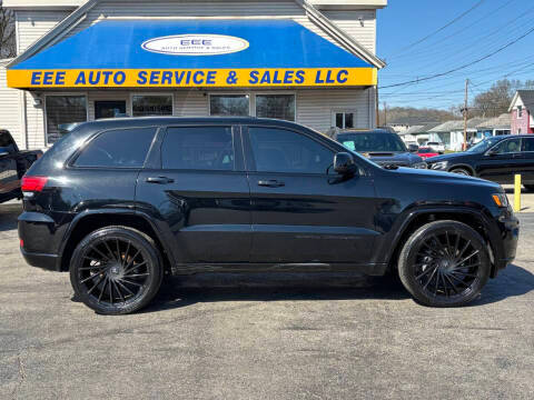 2021 Jeep Grand Cherokee Laredo X RWD photo