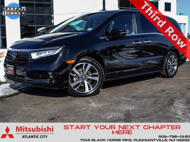 2022 Honda Odyssey Touring FWD photo