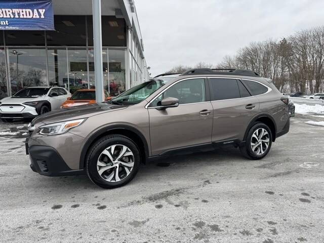 2022 Subaru Outback Limited AWD photo